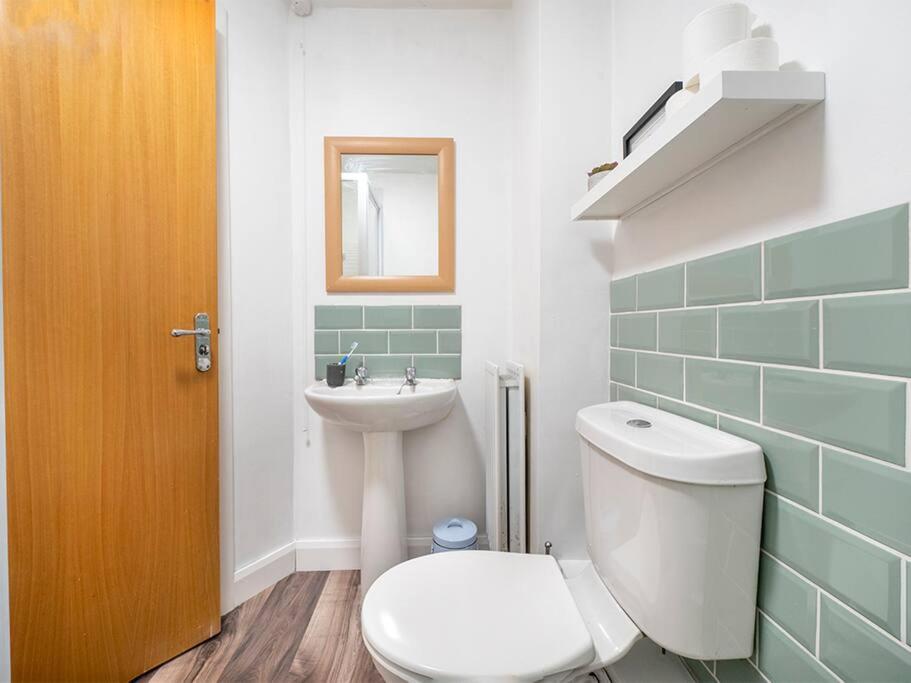 Lovely 2 Bedroom Apt At Ormeau Park W/ Free Parking Belfast Ngoại thất bức ảnh
